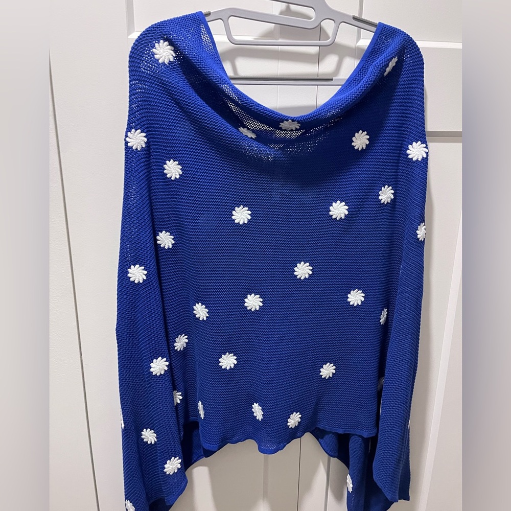 MINNIE ROSE PRE-LOVED AUTHENTIC ROYAL BLUE WITH WHITE EMBROIDERY KNIT PONCHO